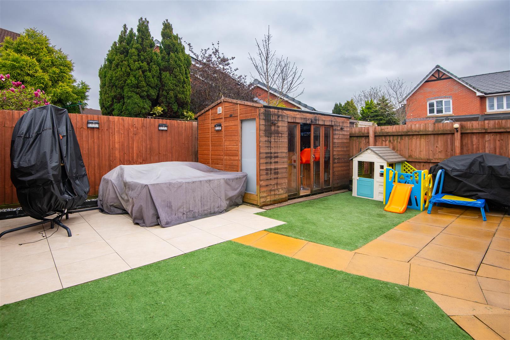 3 bed property in Twickenham Place, Chorley